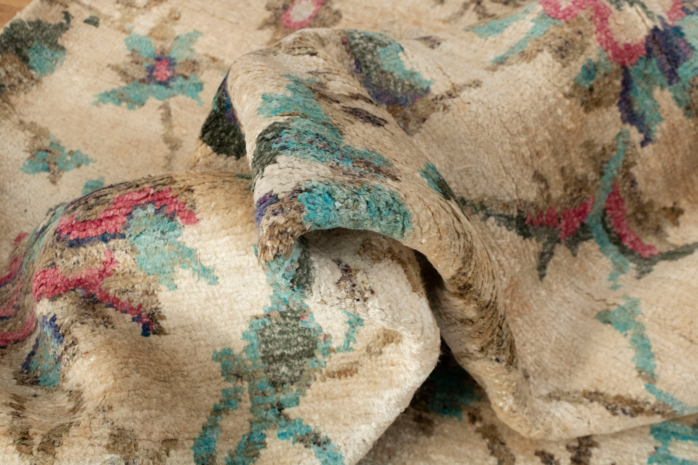 8x10 Buy Floral Persian 100% Saree Silk Ivory Area Rug | Shritija Rugs | Rugs Online London